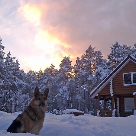 Naroch Guest House Buitenkant foto