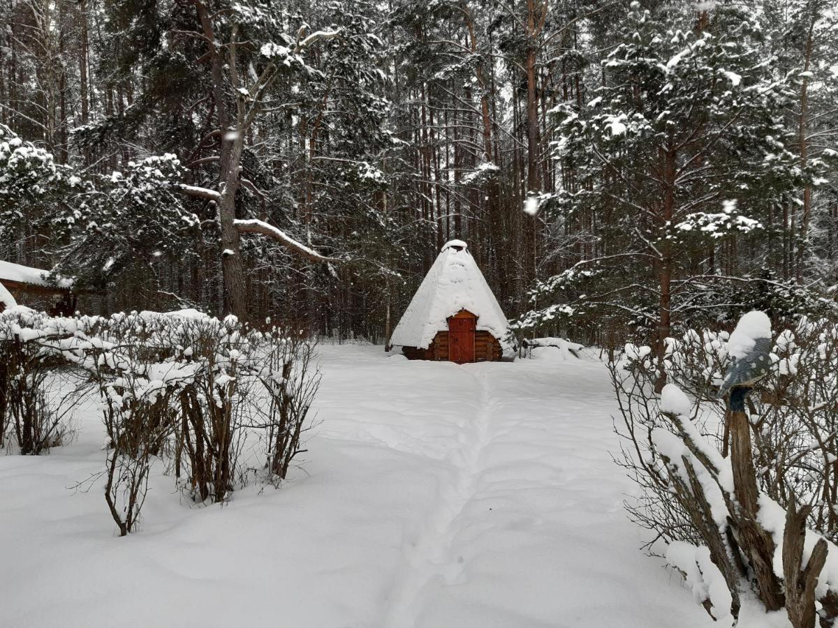 Naroch Guest House Buitenkant foto